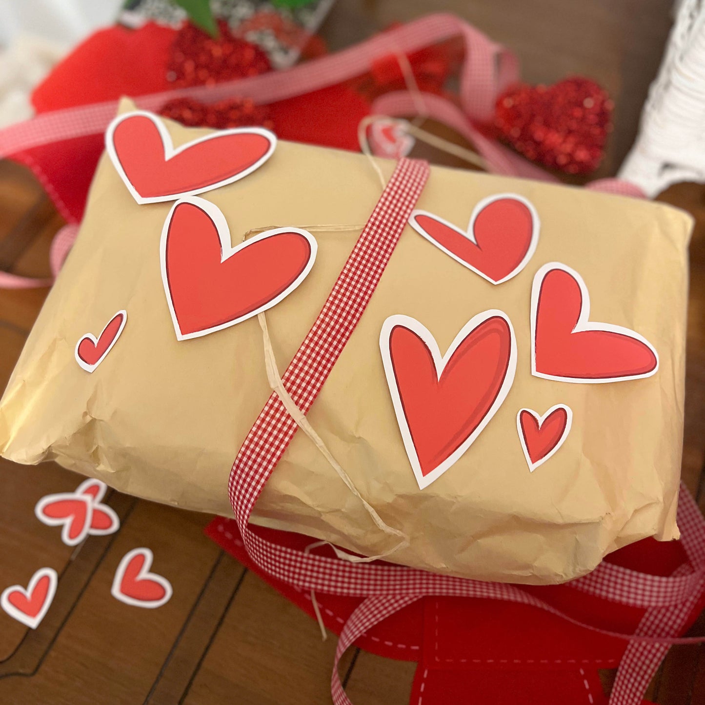 Heart Décor and Table Confetti (Printable PDF & PNG)